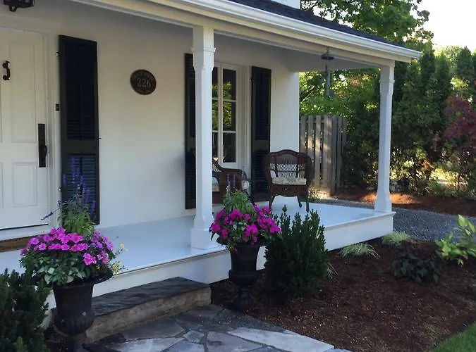 Grace House Bed And Breakfast
